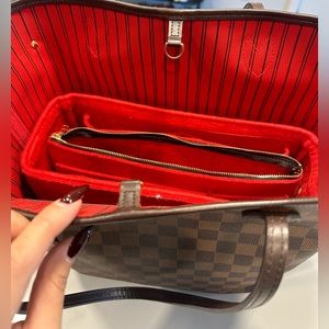 Louis Vuitton neverfull medium